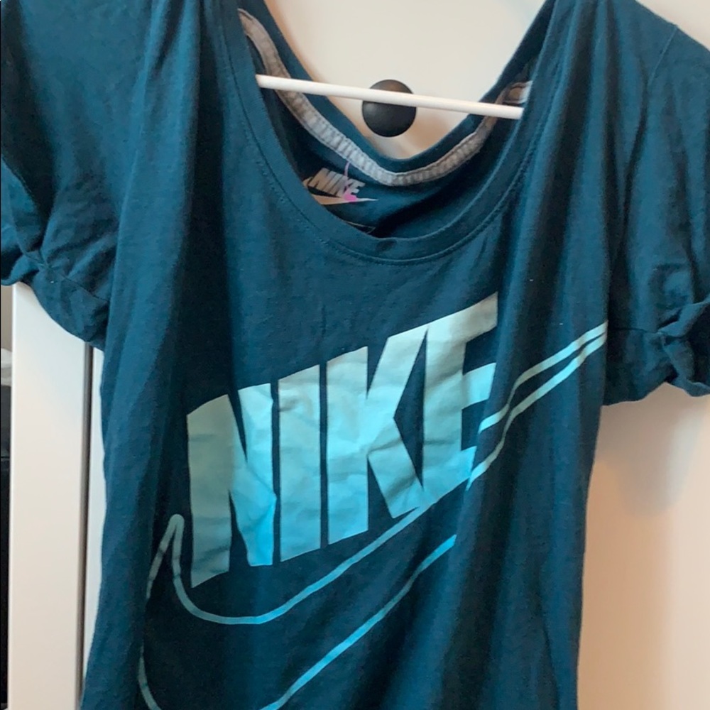 NIKE SHORT SLEEVE